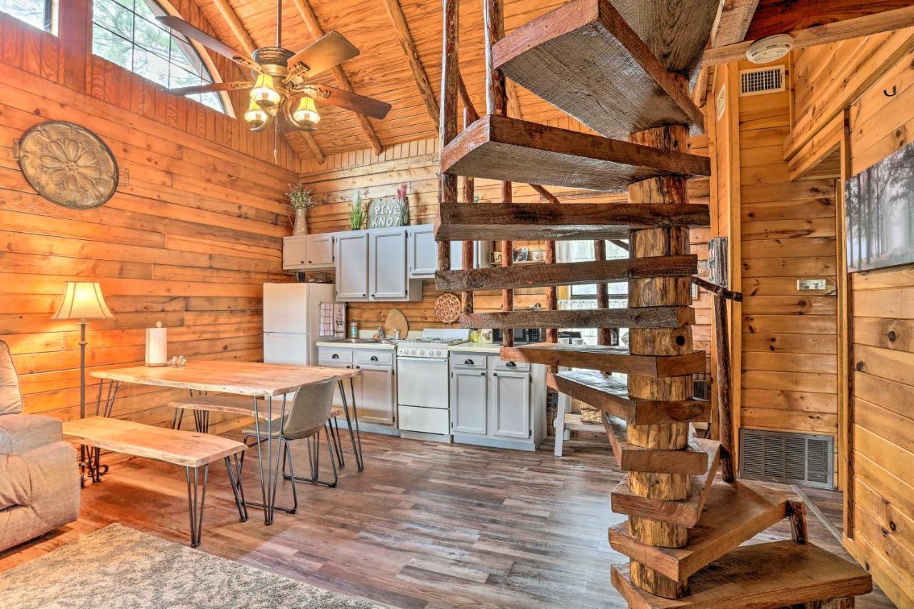 Broken Bow Log Cabin With Fire Pit, Pond, And Deck! Екстер'єр фото