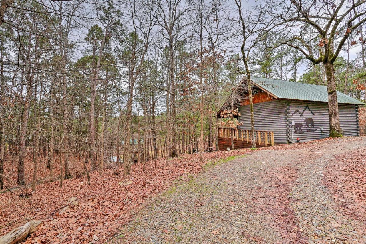 Broken Bow Log Cabin With Fire Pit, Pond, And Deck! Екстер'єр фото