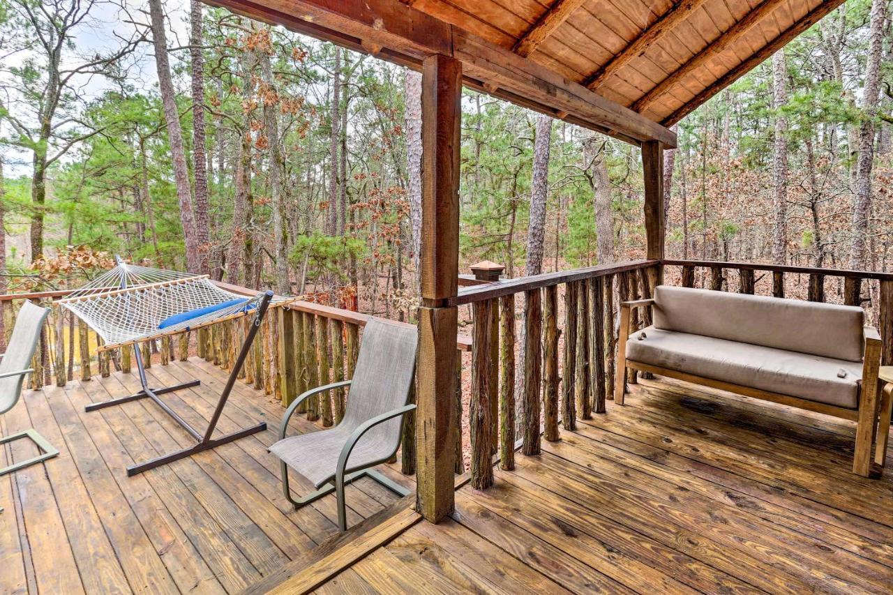 Broken Bow Log Cabin With Fire Pit, Pond, And Deck! Екстер'єр фото